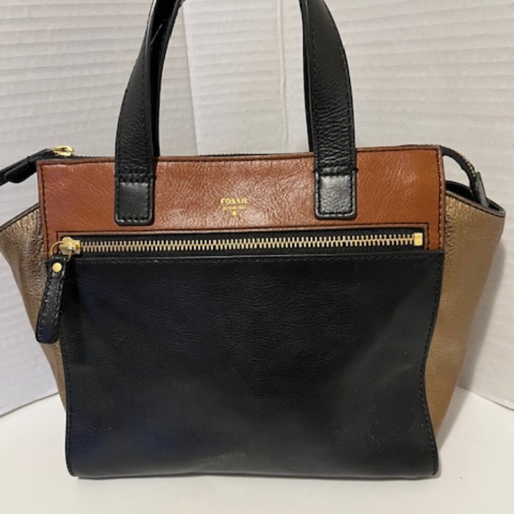Fossil small tri color leather bag.